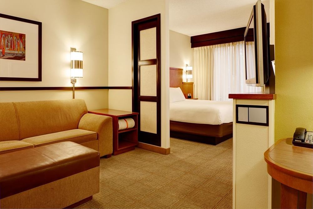 Hyatt Place San Antonio Northwest/Medical Center Room photo