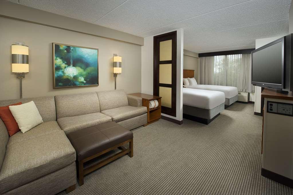 Hyatt Place San Antonio Northwest/Medical Center Room photo