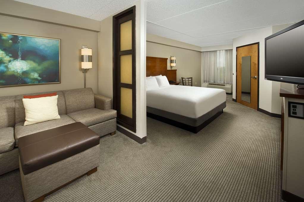 Hyatt Place San Antonio Northwest/Medical Center Room photo